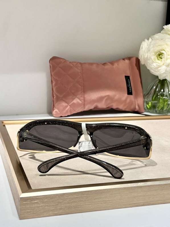 Picture of Chanel Sunglasses _SKUfw56704534fw